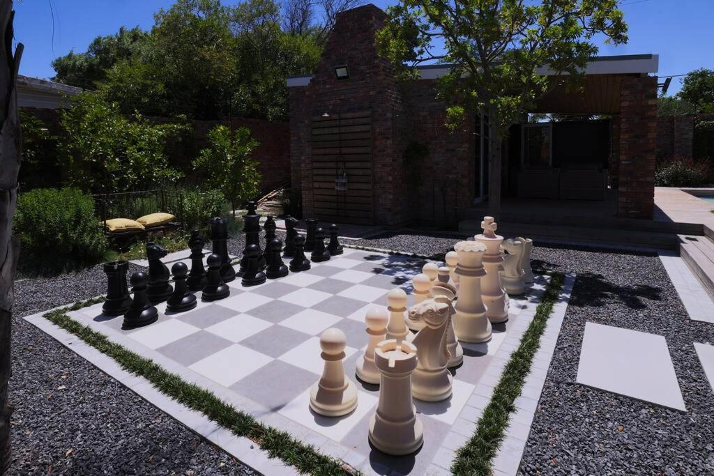 Garten Wohnung Mit Pool, 2 Schlafzimmer Cape Town Ngoại thất bức ảnh
