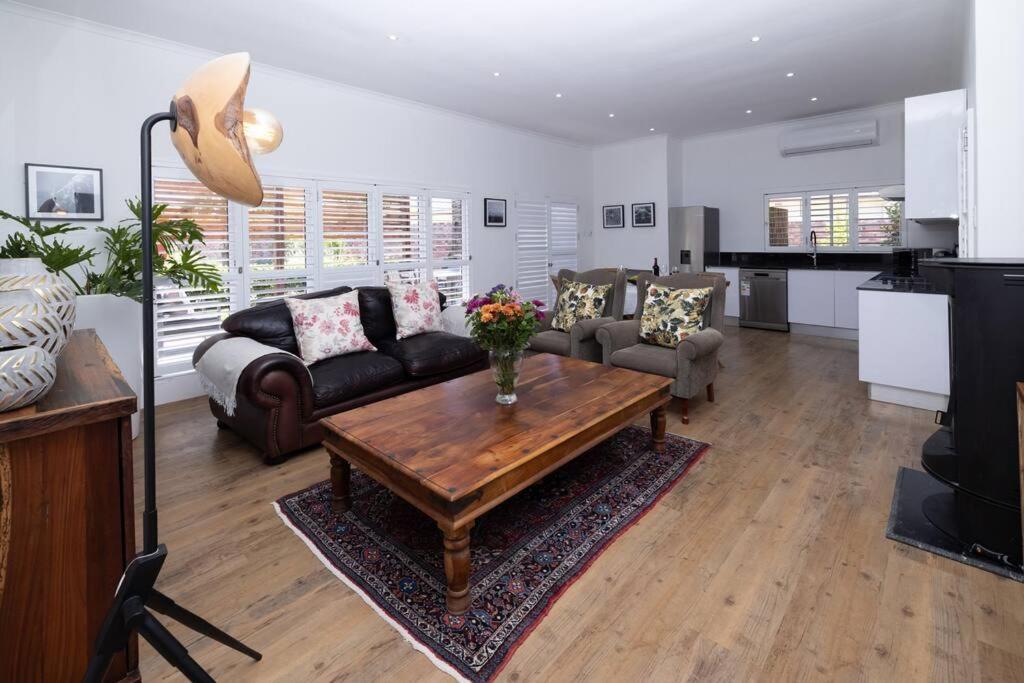 Garten Wohnung Mit Pool, 2 Schlafzimmer Cape Town Ngoại thất bức ảnh
