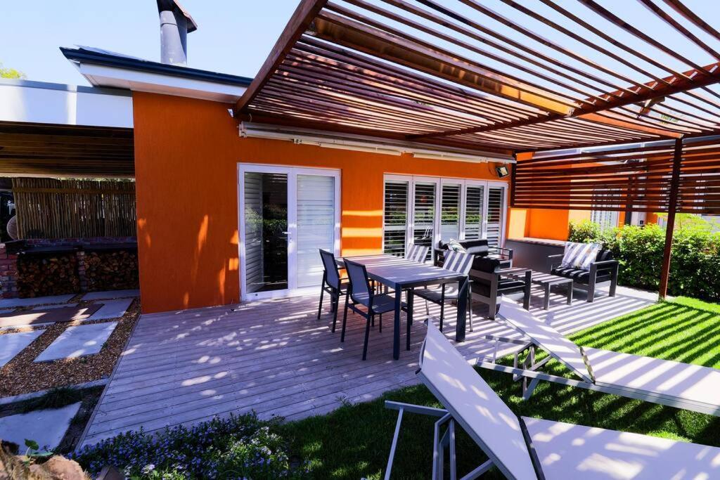 Garten Wohnung Mit Pool, 2 Schlafzimmer Cape Town Ngoại thất bức ảnh