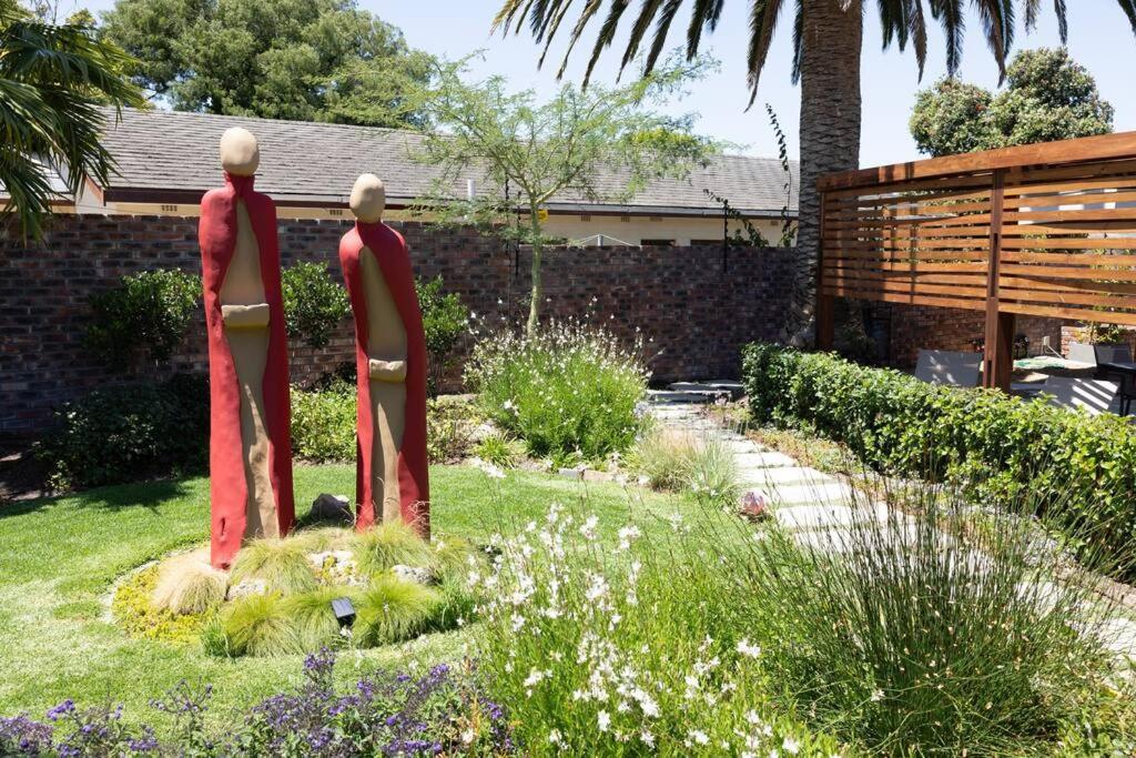 Garten Wohnung Mit Pool, 2 Schlafzimmer Cape Town Ngoại thất bức ảnh