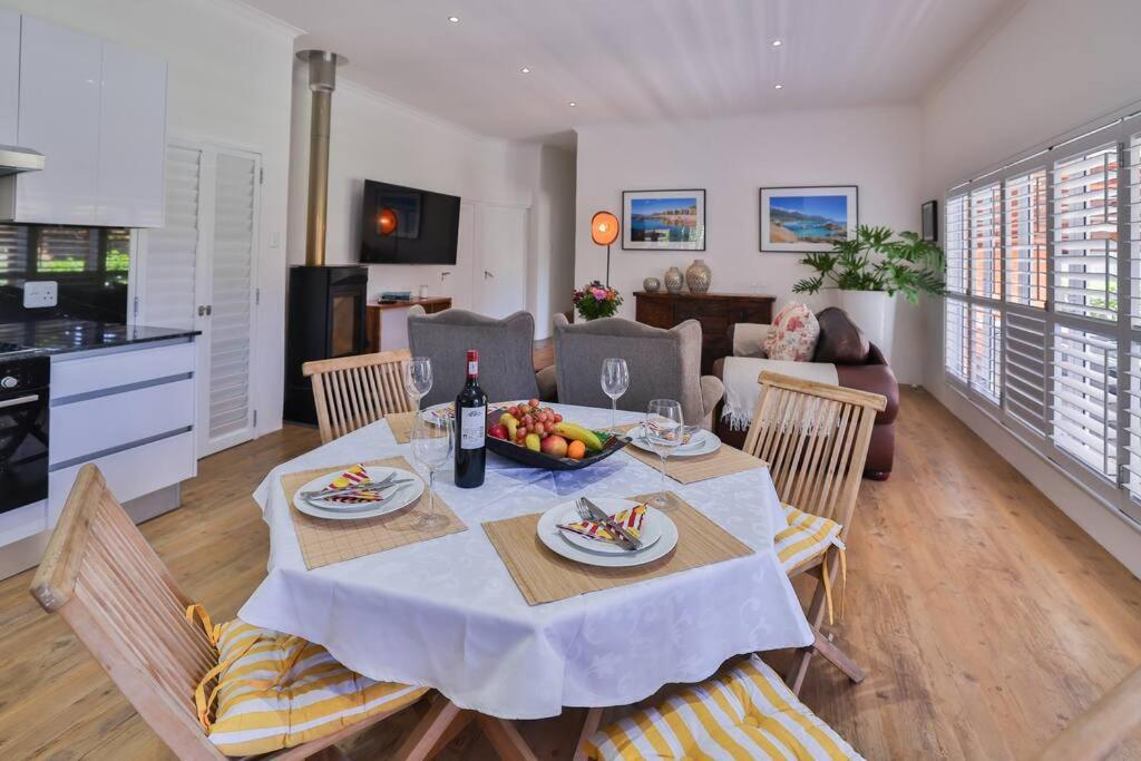 Garten Wohnung Mit Pool, 2 Schlafzimmer Cape Town Ngoại thất bức ảnh